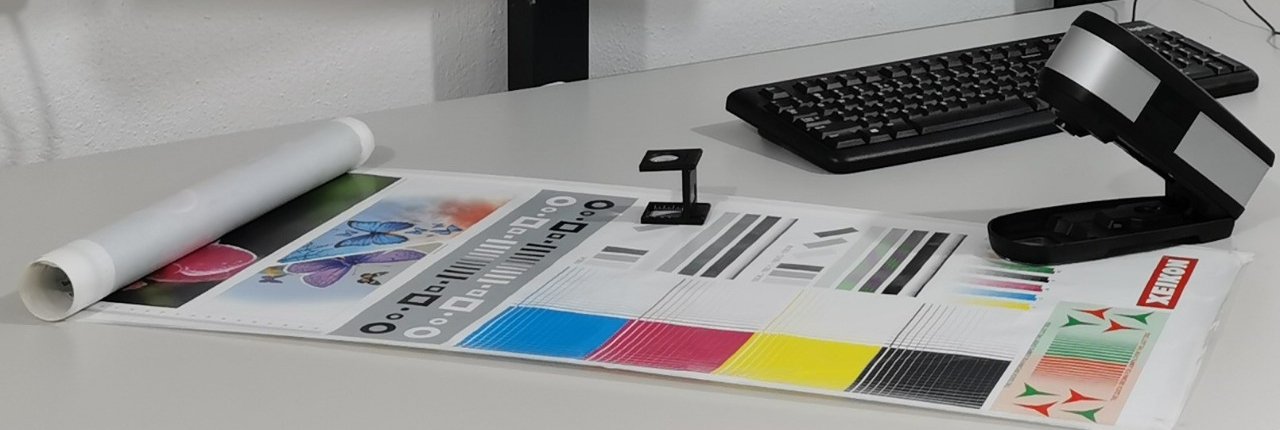 الامتياز لطباعة الليبل اللاصق واستيكر ليبل Al Emteyaz Label Printing